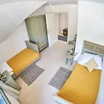 River House Radolca Bed & Breakfast 3*