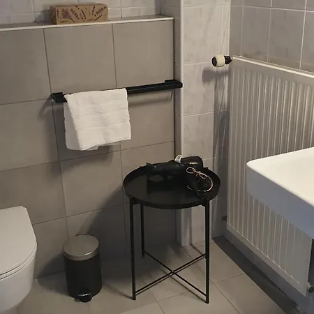 לינה וארוחת בוקר River House Radolca רדובליצ'ה