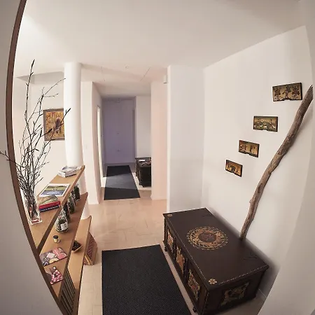 River House Radolca krevet i doručak 3*