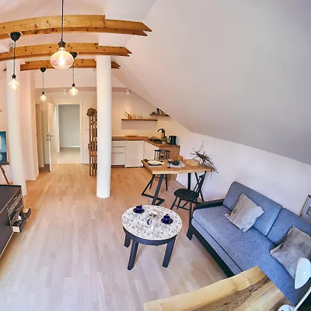 River House Radolca