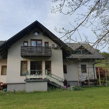 River House Radolca krevet i doručak 3*