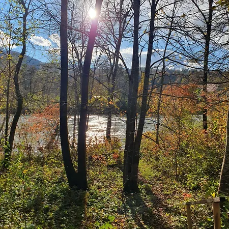 krevet i doručak River House Radolca 3*