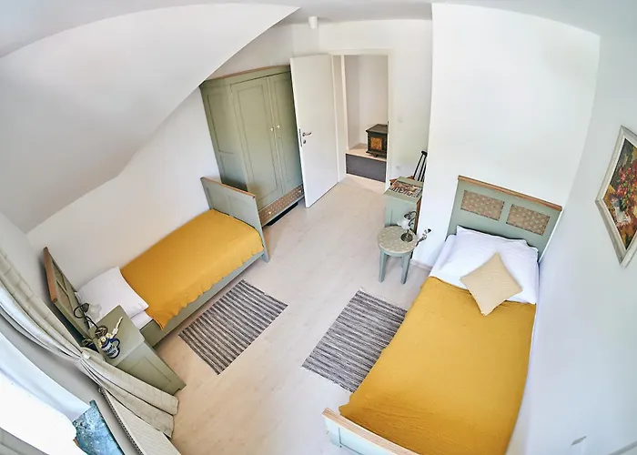 River House Radolca Nočitev z zajtrkom 3*